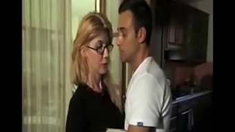 Vintage Italian Lady'S Steamy Anal Encounter