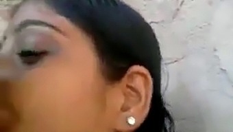 Sathyaitem'S North Indian Housewife Indulges In Steamy Solo Play