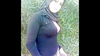 A Mixed Collection Of Turkish, Arabic, And Asian Hijab-Wearing Women In High-Definition Photos