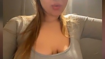 Double Penetration In Public With Anal And Squirting Action